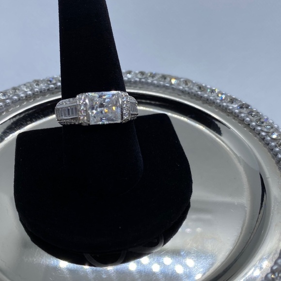 Jewelry - .925 Sterling Silver Cubic Zirconia Bling Ring